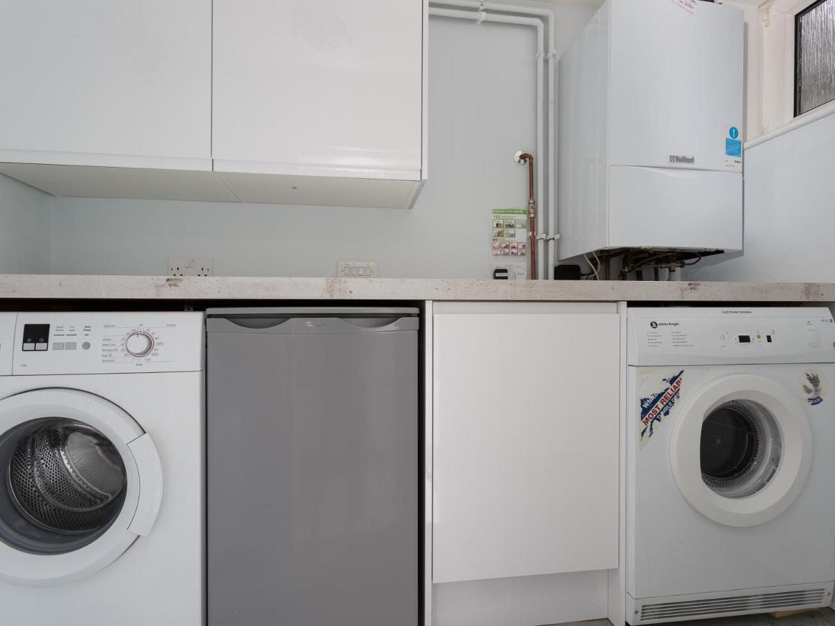 Stopover At Albany Garden Apartment With Great Outdoor Space Πόρτσμουθ Εξωτερικό φωτογραφία